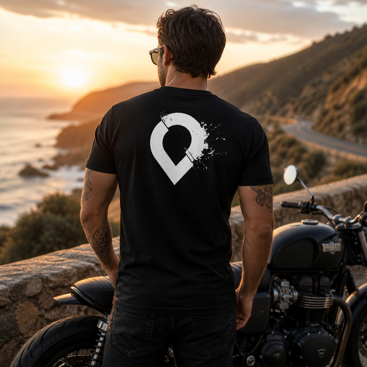 Scenic Men's Dark T-Shirt